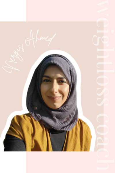 Beige Aesthetic Feminine Business Twitter Profile Picture (400 x 600 px)