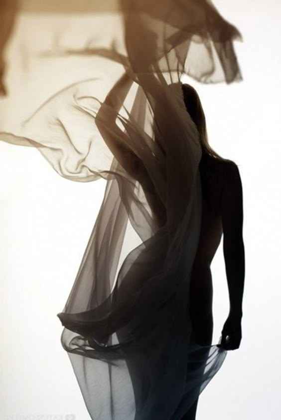 feminine veil