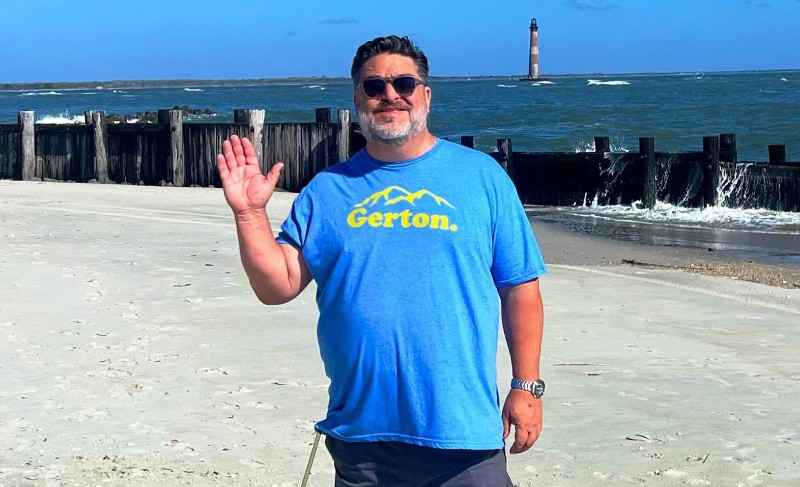 Jeff at beach cropped