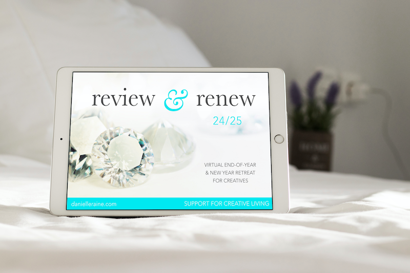 review renew retreat ipad on bed 800