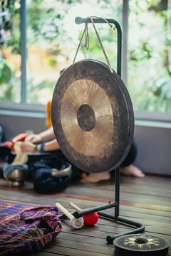 Earth gong Healing Intens ceremoni med gongbad.