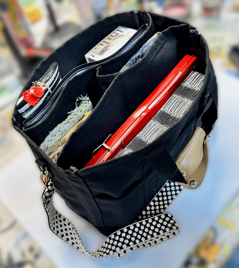 Travel Art Bag square