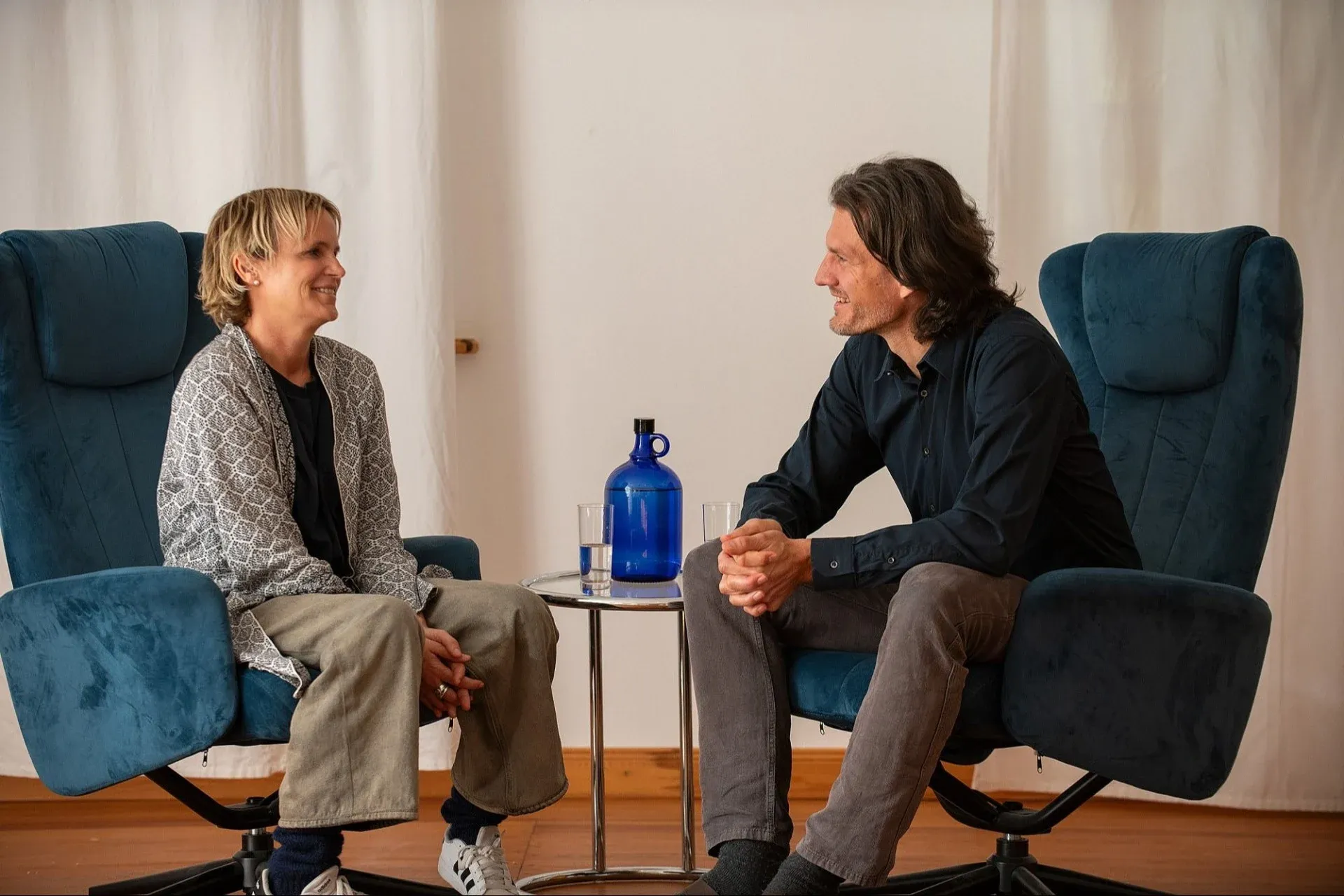 Timm talking to client - intake talk in practice