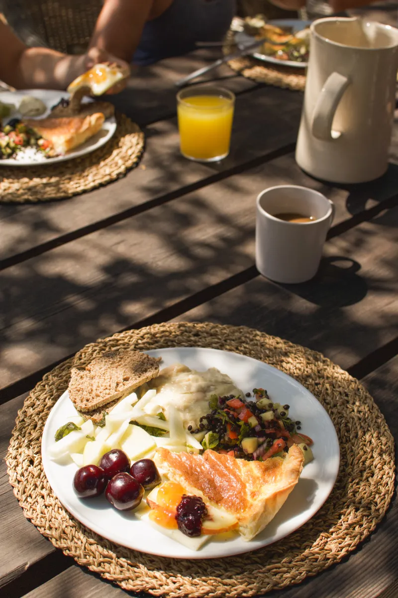 La Serranía yoga of the soul Retreat daily brunch - nourishment as a sacred act of love