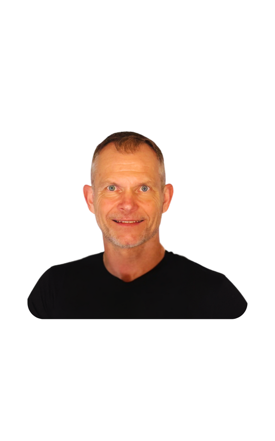 Michael Noer, grundlægger af BodyMindset, hjælper mænd og kvinder 45+ med varigt vægttab og balance.