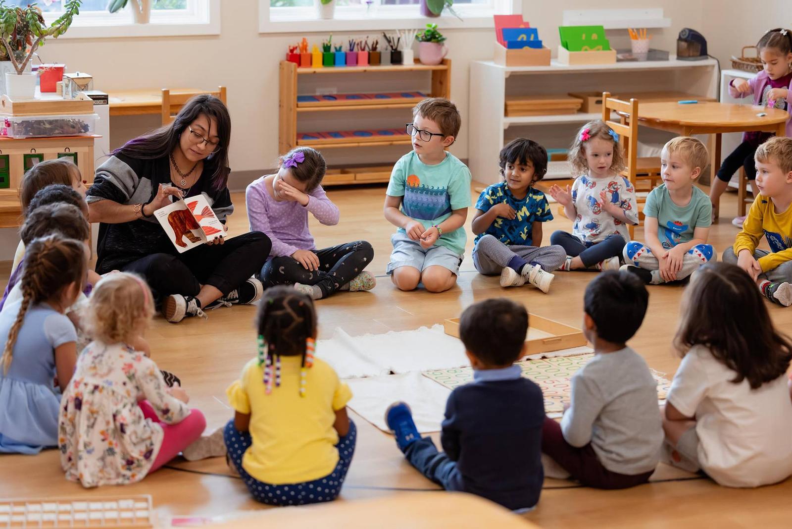 montessori-children-during-story-time