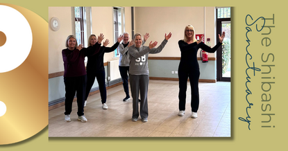 Taichi for better health and stress relief class participants carrying the moon from shibashi set one