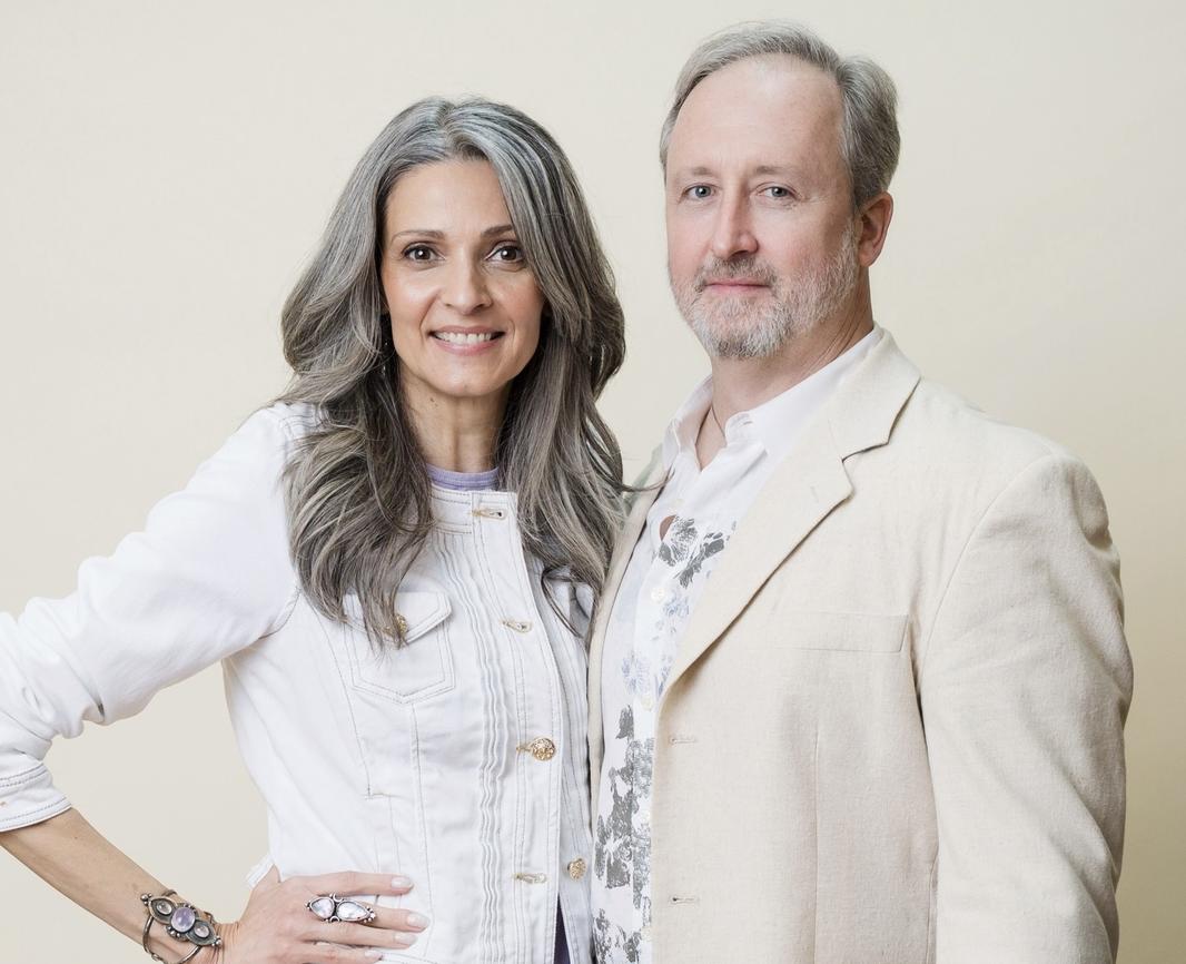 RockstarV&AWhite HeadshotCropped