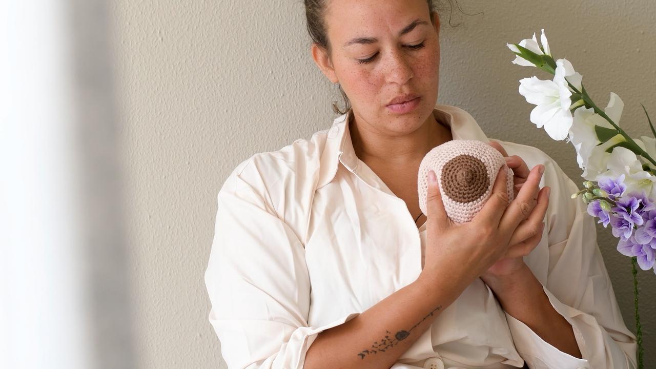 AMM_5314.mp4.00_00_11_06.Still001