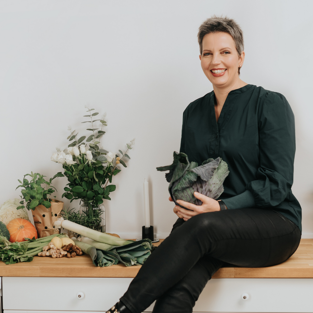 Stofskifte madworkshop Lise på køkkenbord  10801080