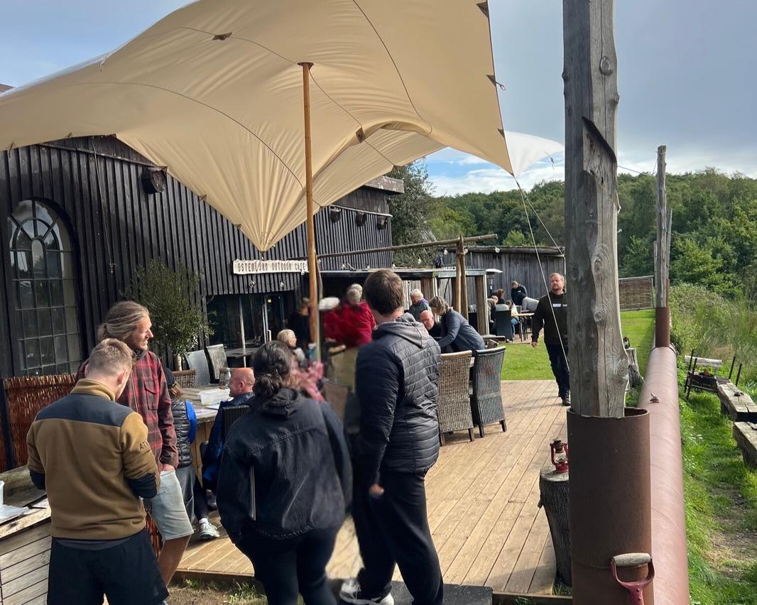 821d0043-0f63-4fd9-8b62-185be54b8c5a