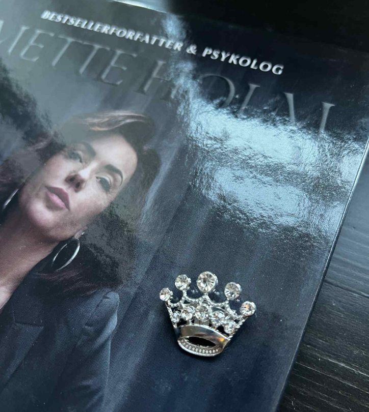 Dronninge kronen Mette Holm