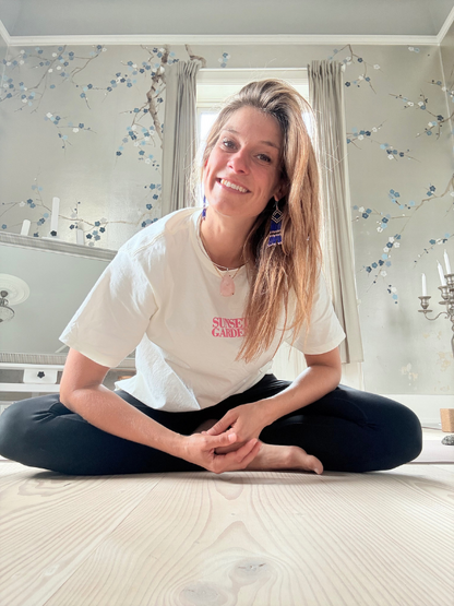 Birgitte Riddersholm guider Power Breathwork session med åndedrætstræning