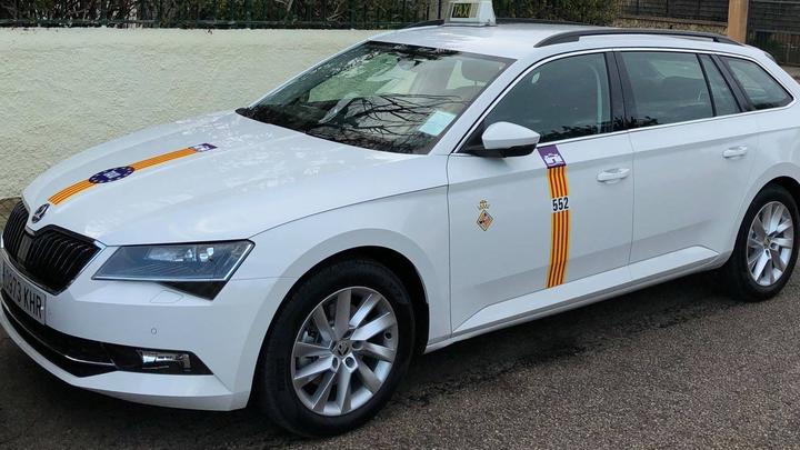 Airport transfer (both ways)