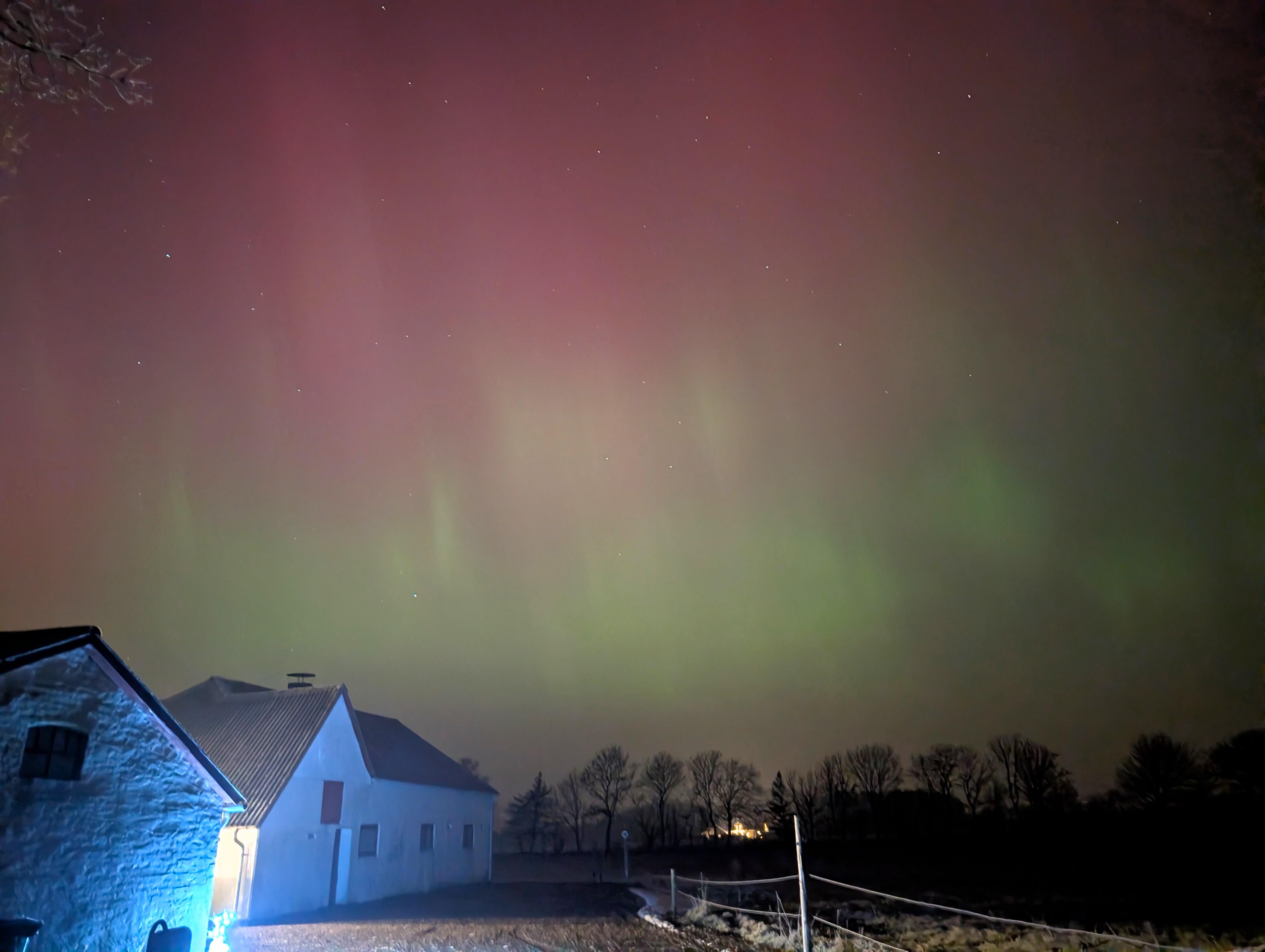 PXL_20260120_183919145.RAW-01.COVER~2