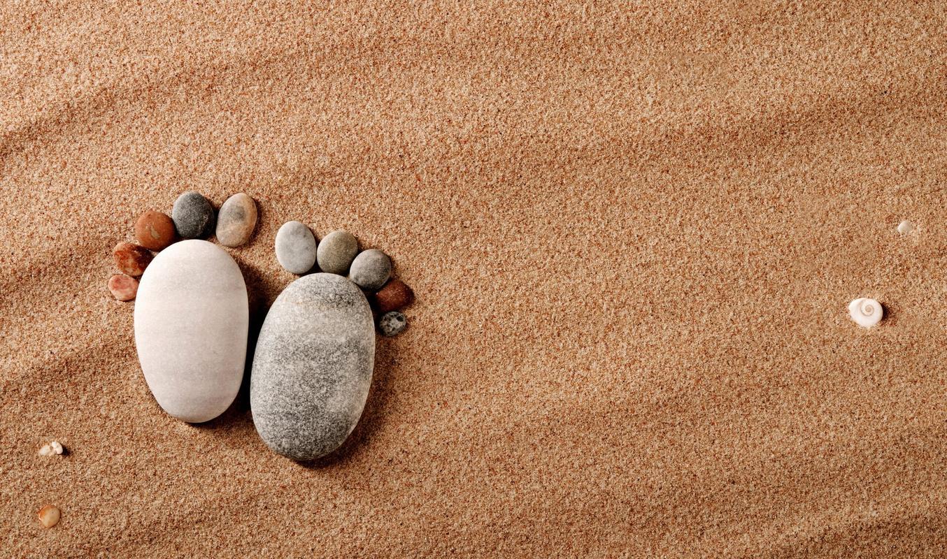 Feet-in-Sand-darkercropTop-scaled