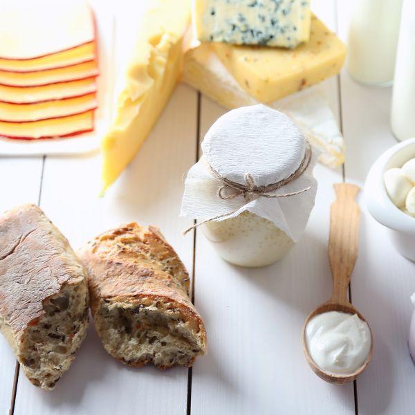 mælkeprodukter og brød