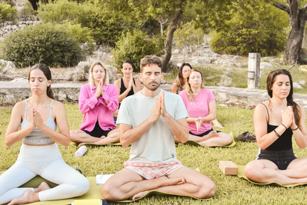morning meditation by the pool - yoga and deep transformation retreat mallorca retreat