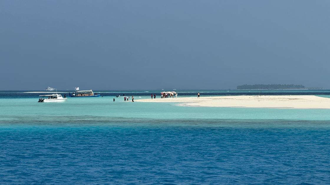 Maldives sandbank2