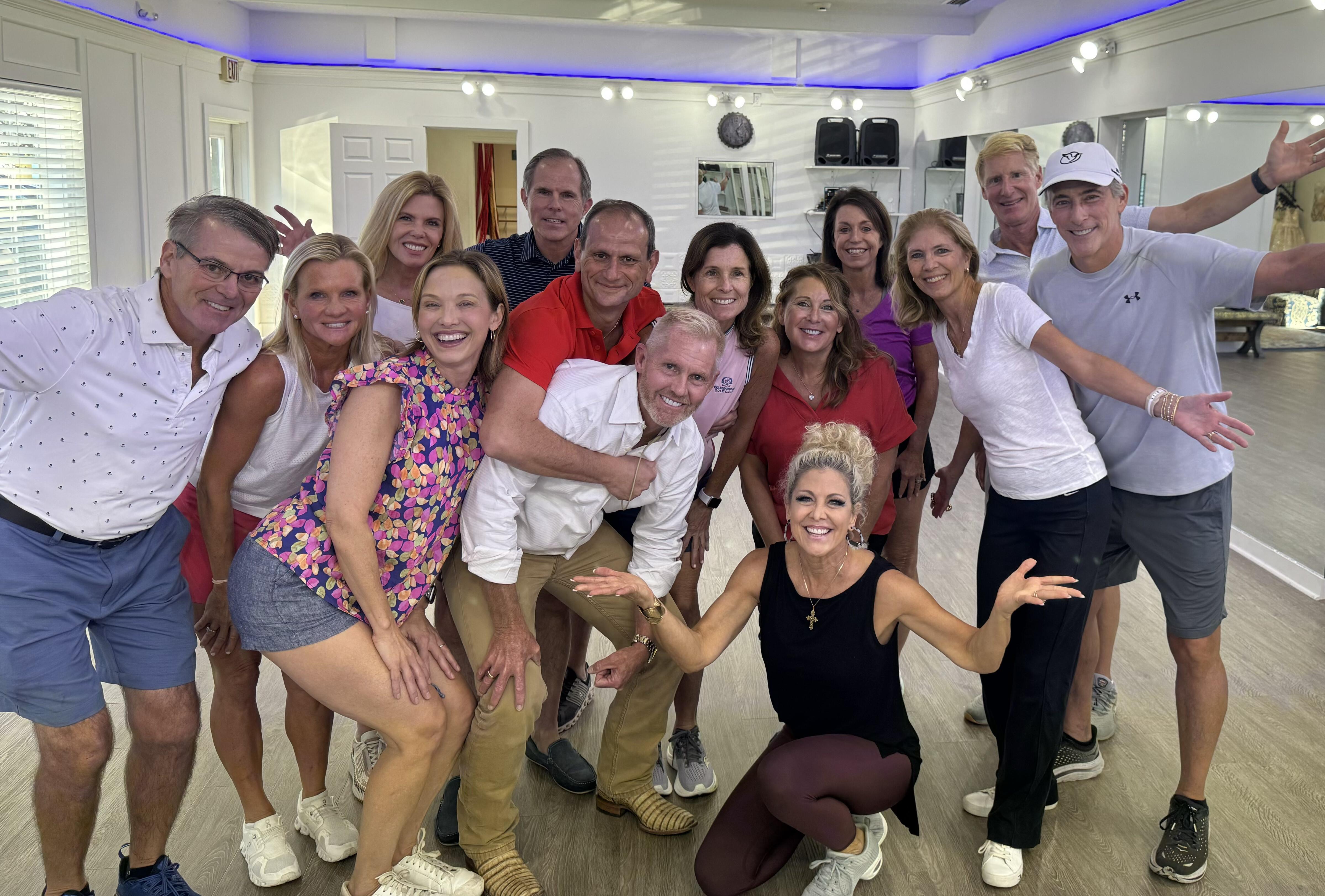 Christina_s.Dance.World.Flash.Mob.Wedding.Dance.Group