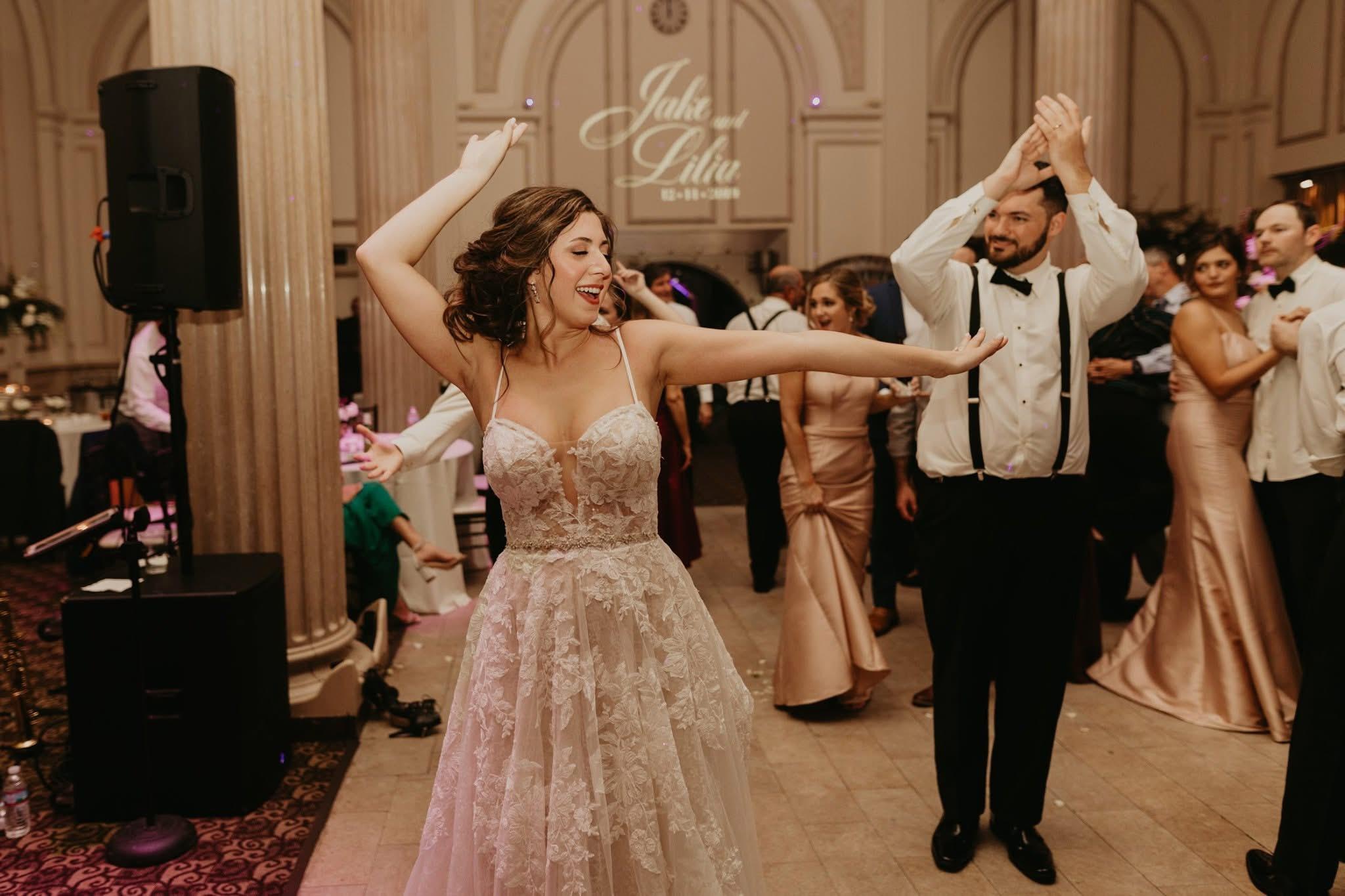 Christina_s.Dance.World.Wedding.Dance(3)