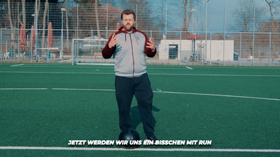 Medball half kneeling start 