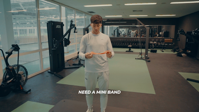 mini band shoulder press