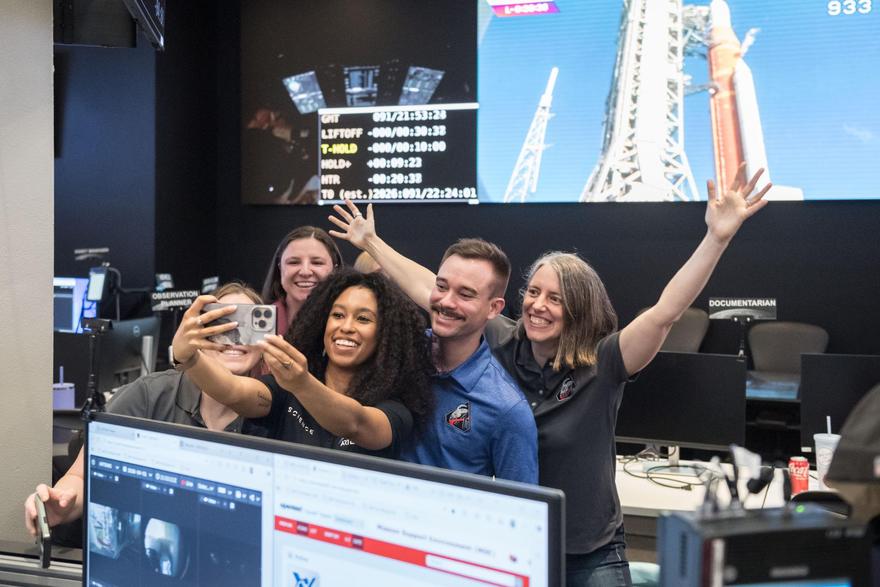 jsc2026e019544~large