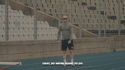 02 Alternating high hip drive