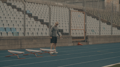 05 Hurdle step over demo