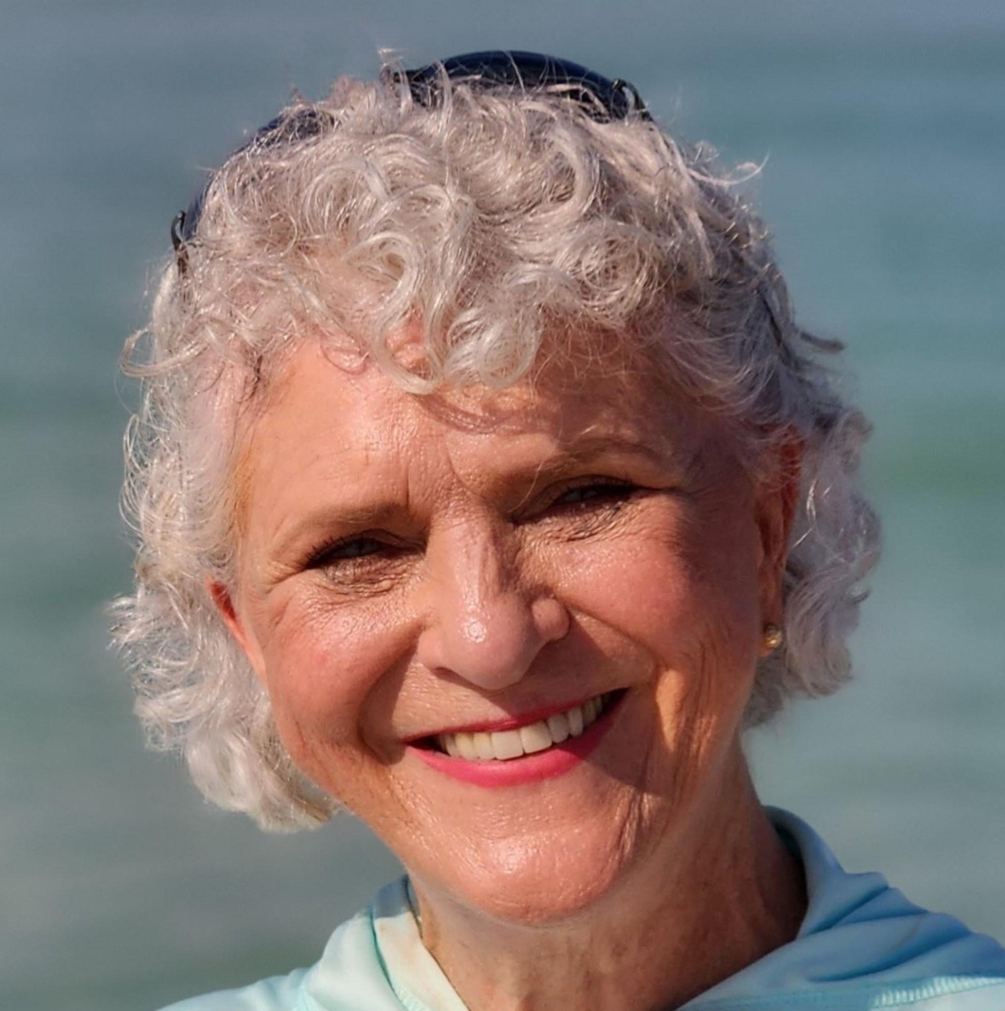 Teresa cropped head shot