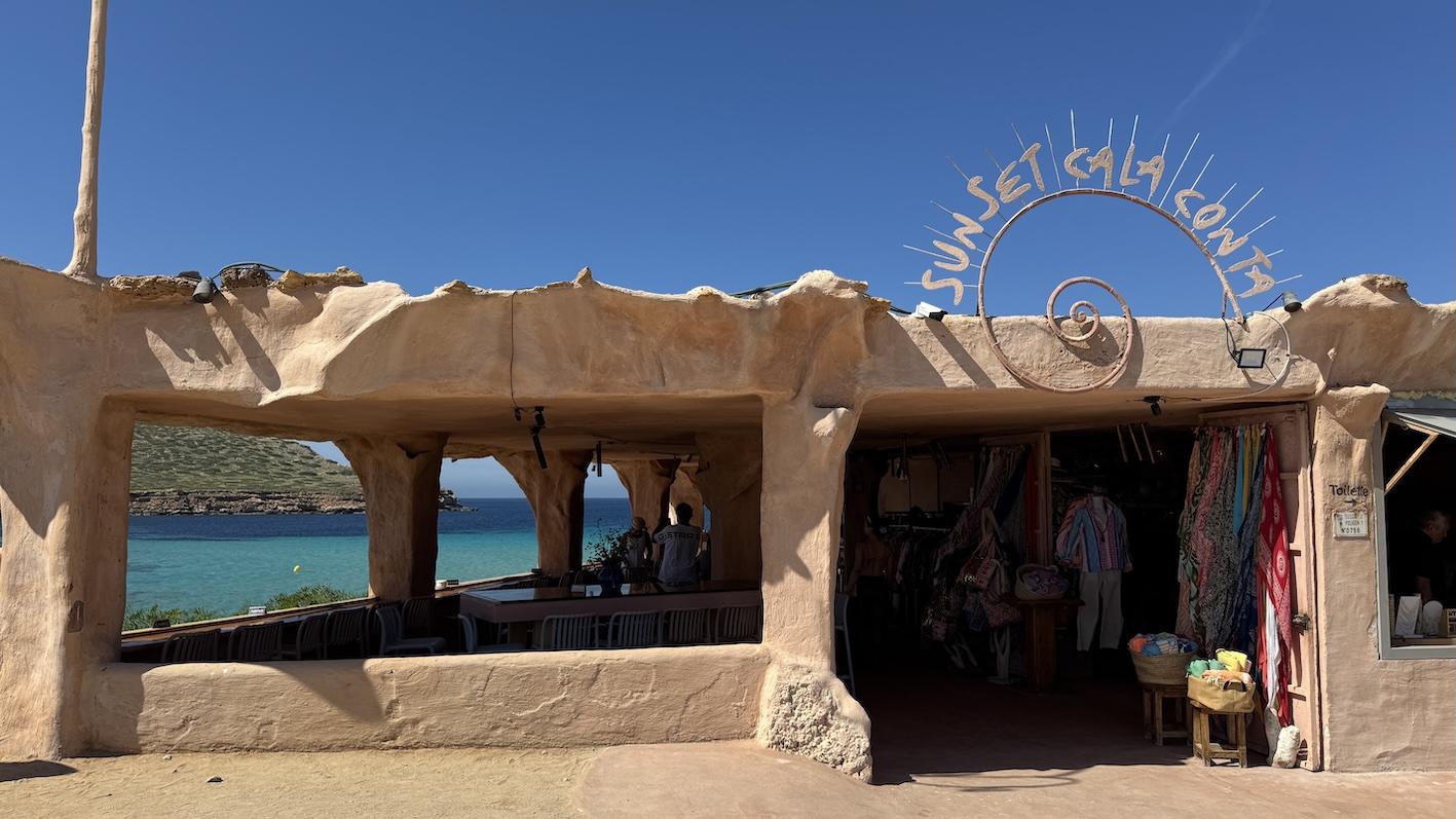 Cala comte sunset ibiza
