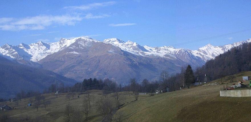 Valchiusella_Veduta_Montagne_da_Brosso