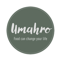 UMAHRO • DU KAN SPISE OG LEVE DIG SUND OG RASK • FOOD CAN CHANGE YOUR LIFE logo