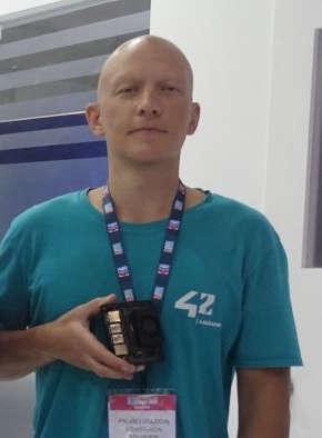 Andrey-Volodin-2023-Dubai-Airshow-290x394