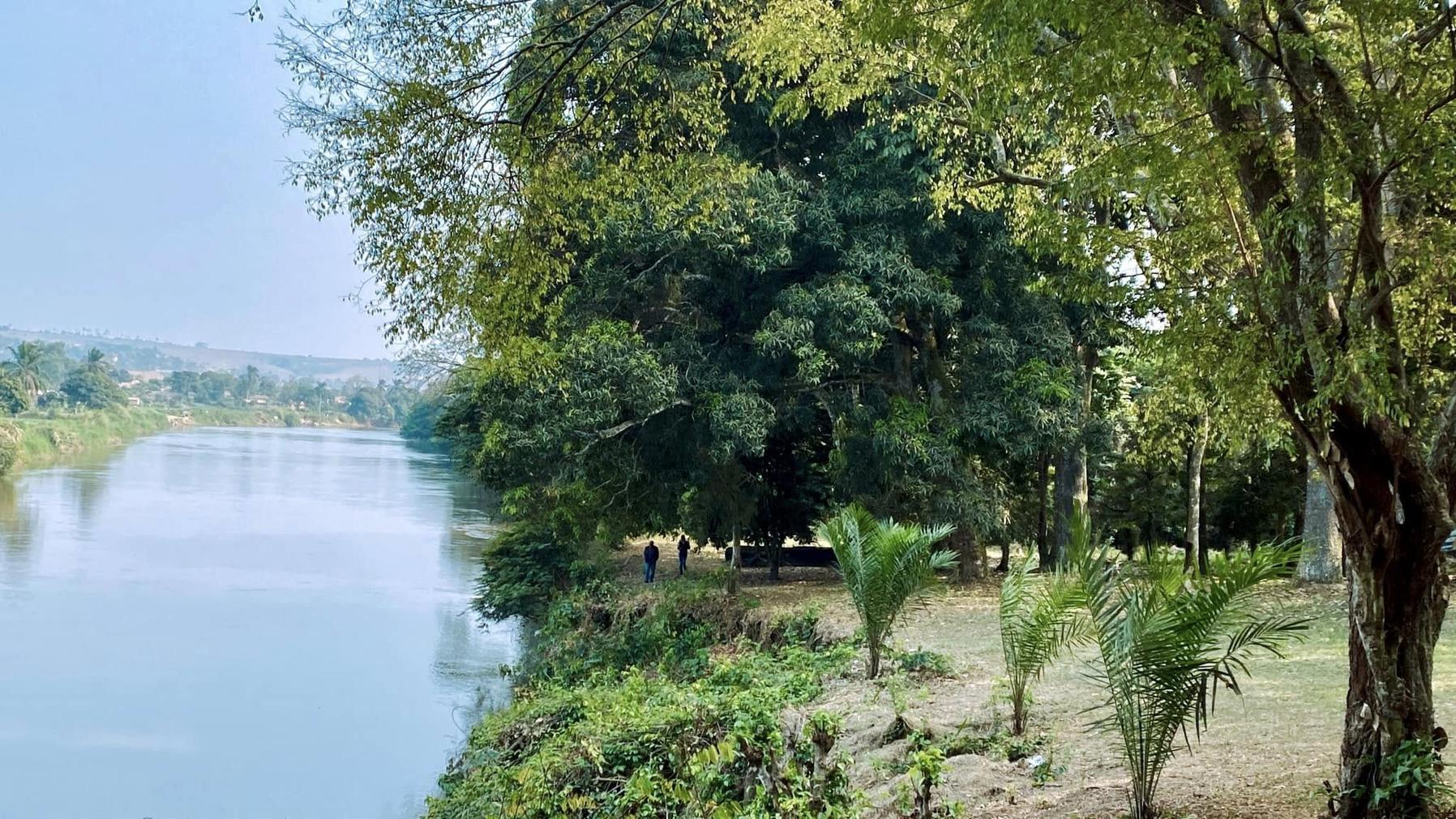 kisantu riverside