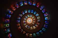 stained-glass-spiral-circle-pattern-161154