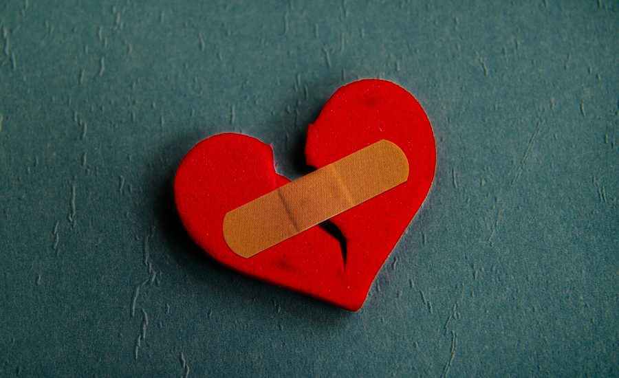 Broken-Heart-Bandaged-900x550.jpg