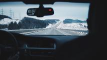 driving-916405_1920