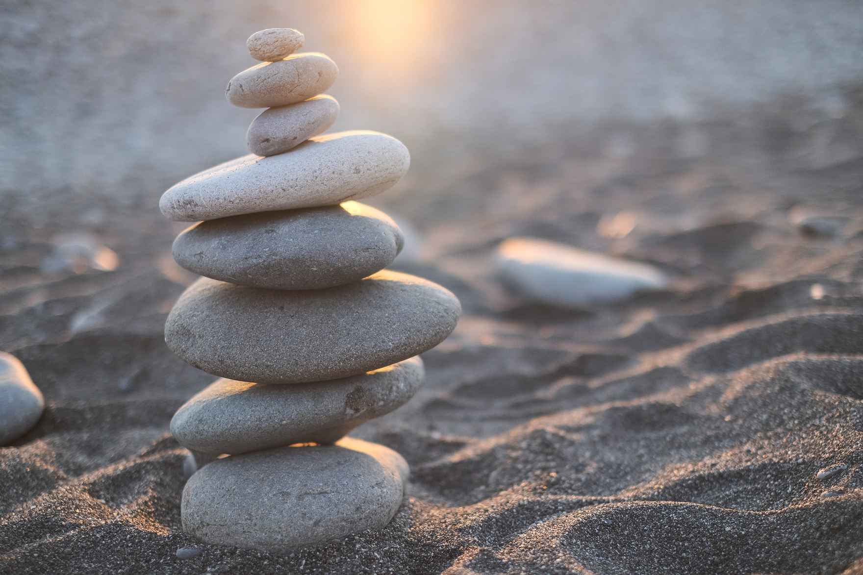 Mindfulness sten rocks balance Laura Grubb Har du ubalance i dine hormoner?