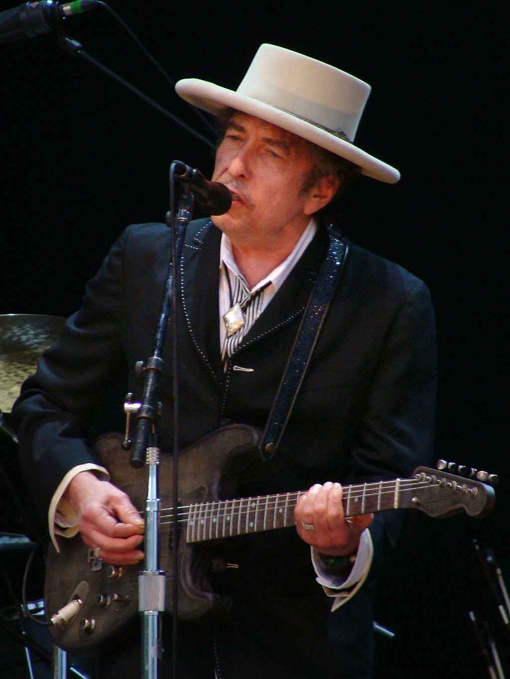 Bob_Dylan_8ofclubs