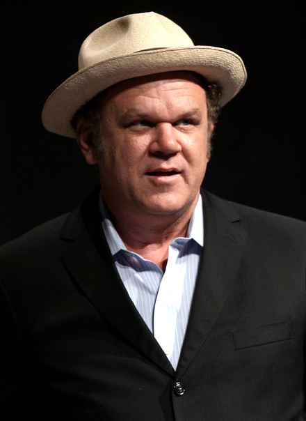 1024px-John_C._Reilly_by_Gage_Skidmore