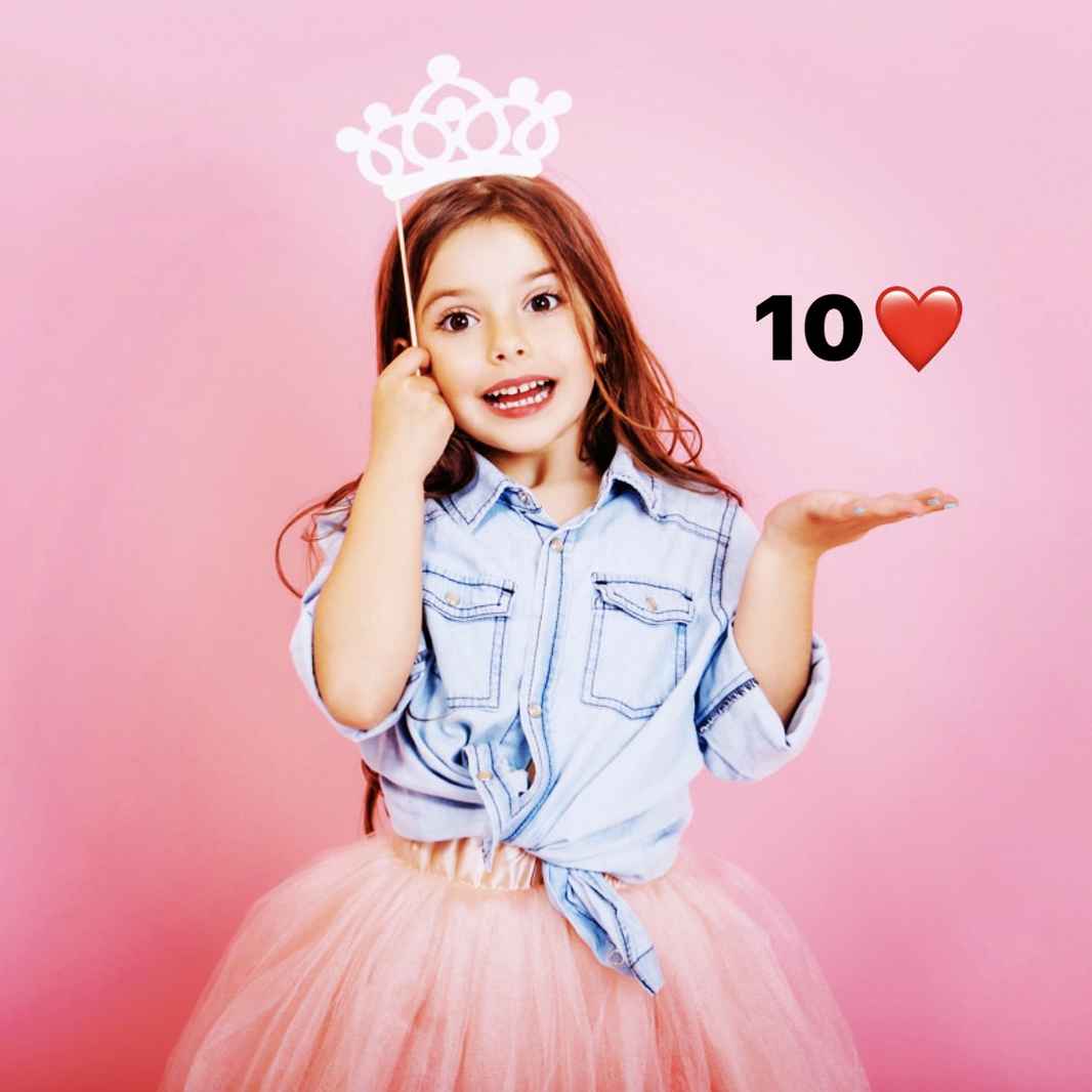 10 of hearts - little girl holding