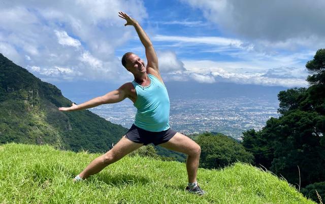 yoga on the go || Yogi Aaron