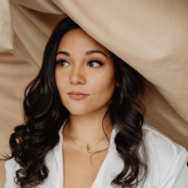 Komal Minhas - Interviewer, Educator, &amp; Investor // Creator of the podcast “LESSONS LEARNED”, Producer of the documentary “DREAM, GIRL”, and member of OPRAH WINFREY’S SUPER SOUL 100 LIST. 