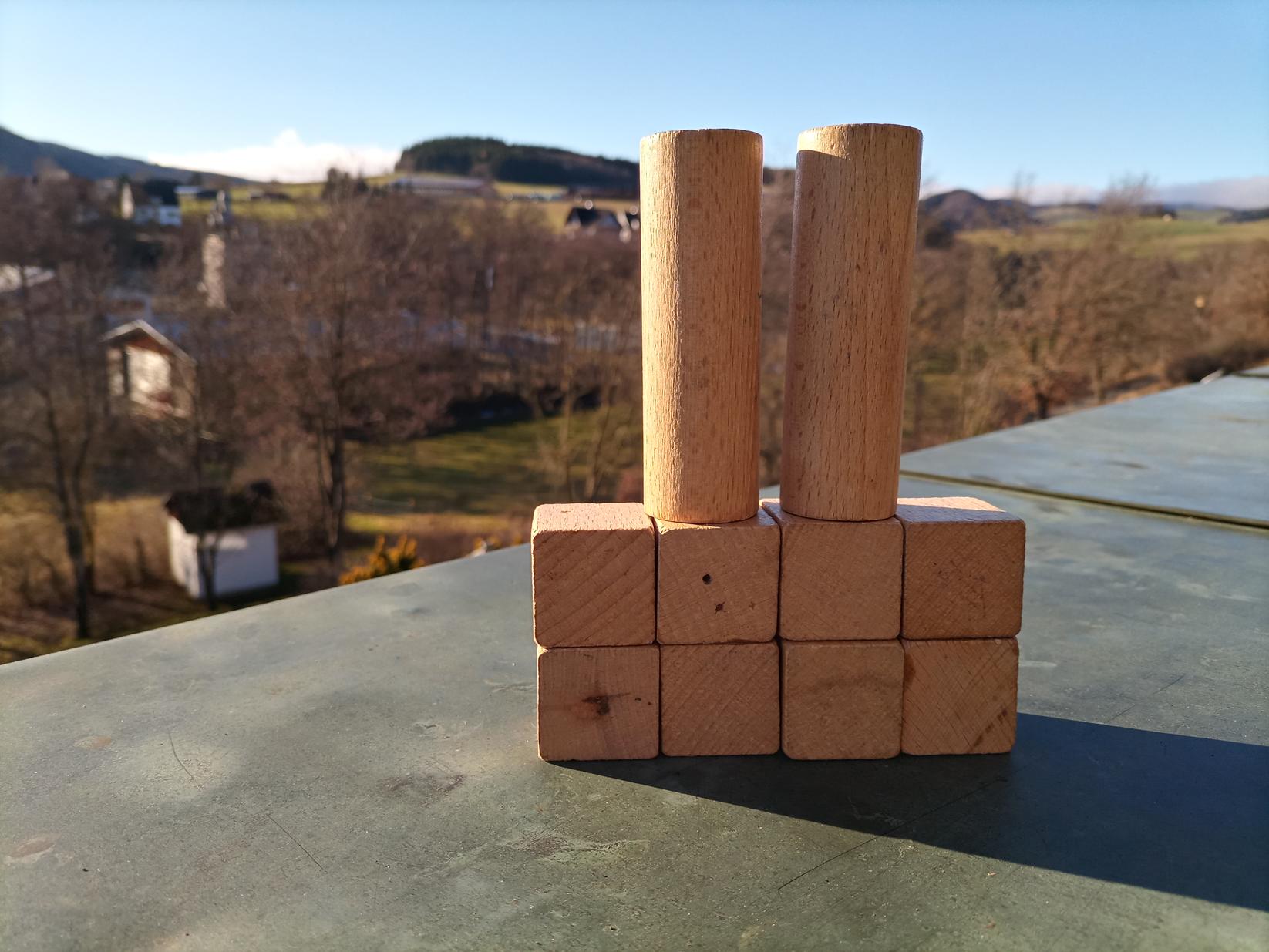 ABSR. 8 cubes. 2 columns. Caroline