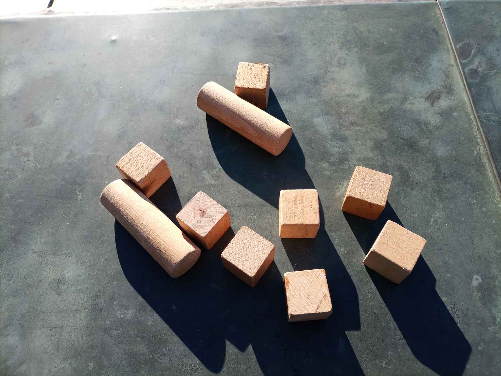 ABSR. 8 cubes. 2 columns. Caroline-1