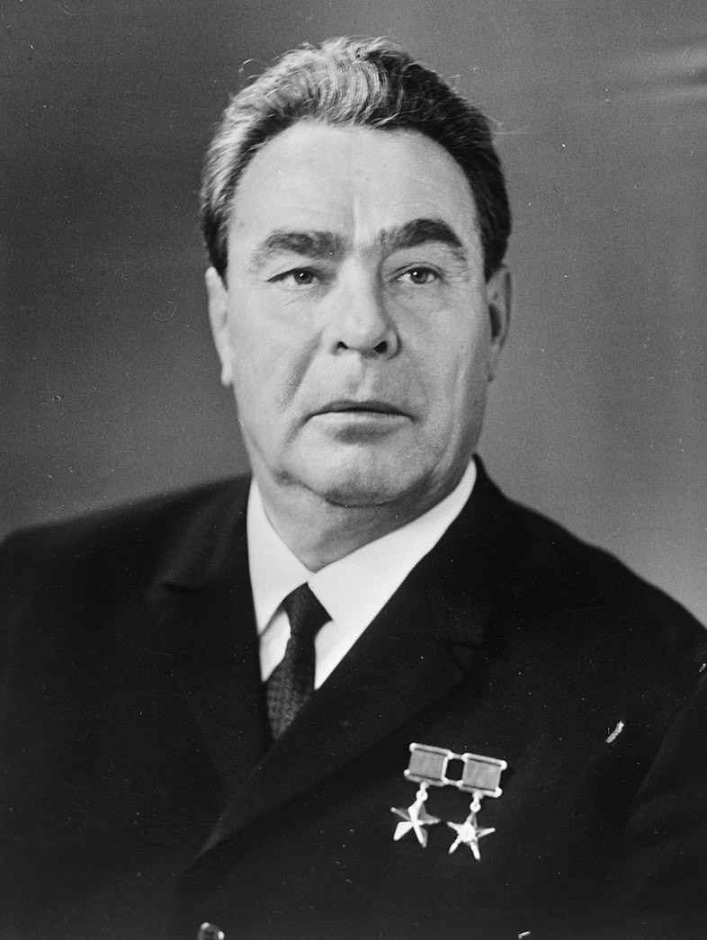 Leonid_Brezhnev_queenofhearts