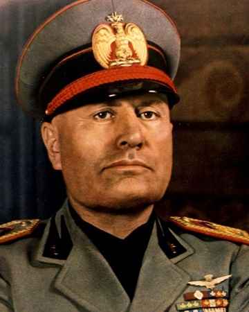 Benito_Mussolini_queenofhearts