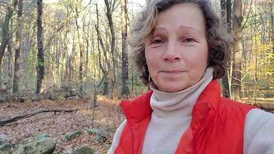 SFT-m5Lxa - How Forest Therapy, like somatics, brings us out of our cognitive mind Somatics - 4-stars - 20211109_084410_Trim_Trim